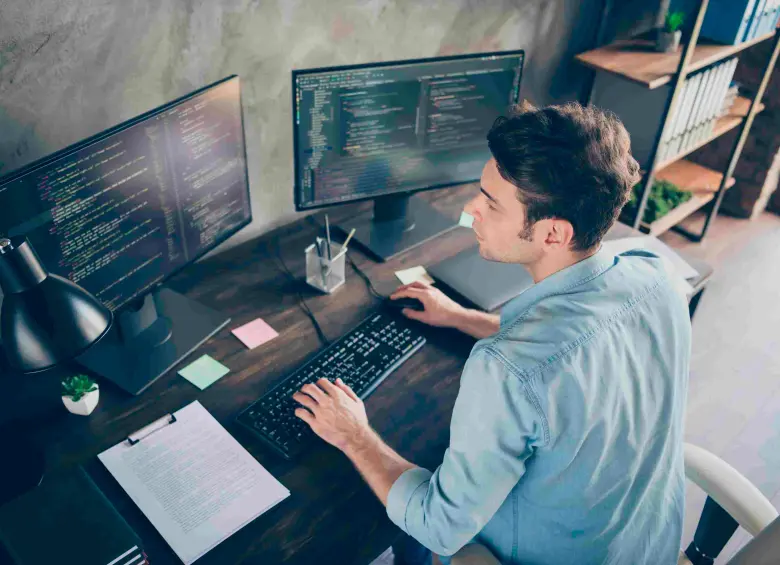 El sector de software e informática en Colombia sigue siendo uno de los principales generadores de empleo. FOTO: GETTY