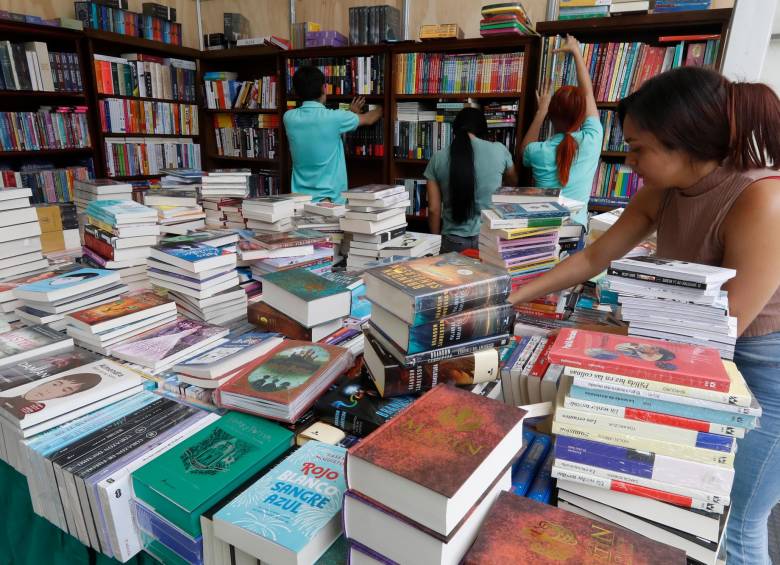 Los libreros y los editores de la ciudad esperan que las ventas de este año superen las cifras de los años anteriores. Foto: Jaime Pérez.