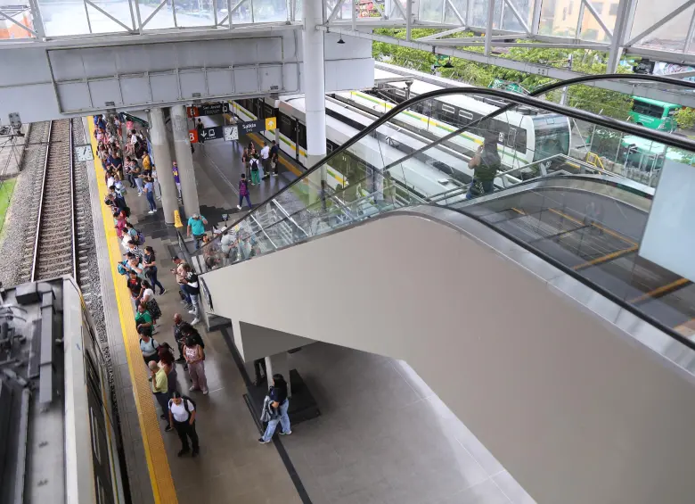 Imagen de referencia de escaleras eléctricas del Metro de Medellín en la estación San Javier. FOTO: Cortesía