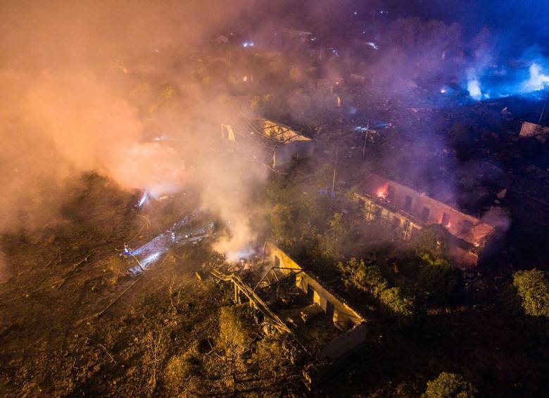 Explosión en fábrica de juegos artificiales en China dejó 26 muertos y más de 60 heridos. Foto: Xinhua