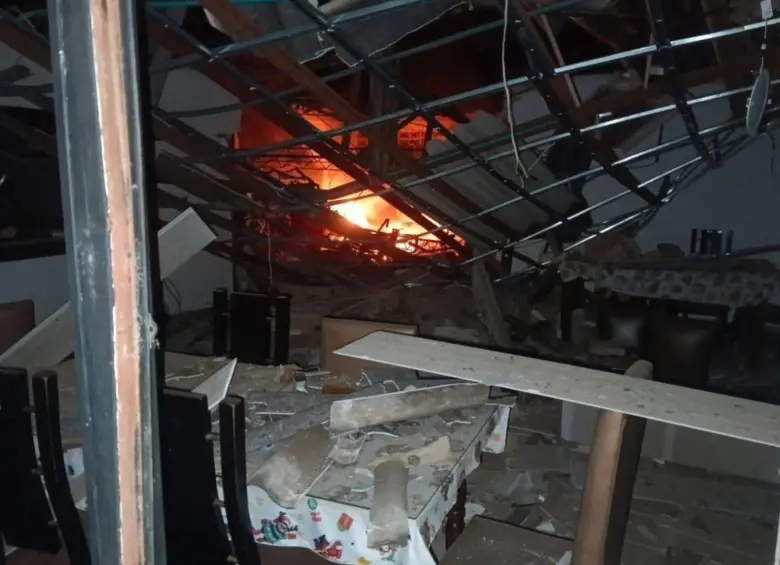 Así quedó el techo del Batallón de Infantería Liviana N.° 15 General Francisco de Paula Santander del Ejército. Foto: redes sociales 