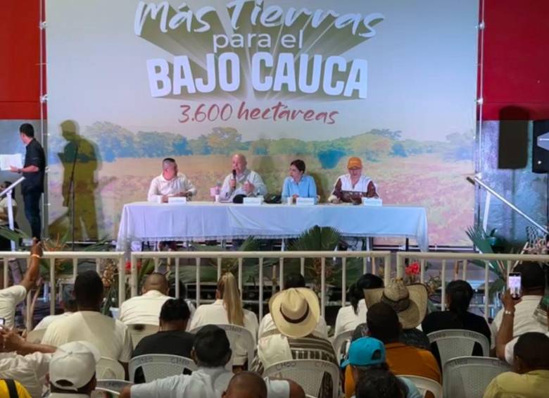 El evento contó con la participación de la ministra de agricultura Martha Carvajalino tras la cancelación del presidente Gustavo Petro. FOTO: Tomada de transmisión en vivo