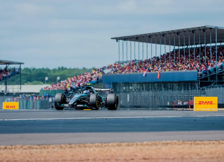 Kimi Antonelli ganó 5 de los 10 Grandes Premios del año. FOTO: X MercedesAMGF1