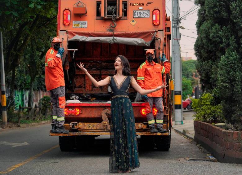 Esta idea de acompañar la recolección de basura con música se aplicará en las zonas en las que la gente saca la basura en horarios inoportunos. Foto: Cortesía. 