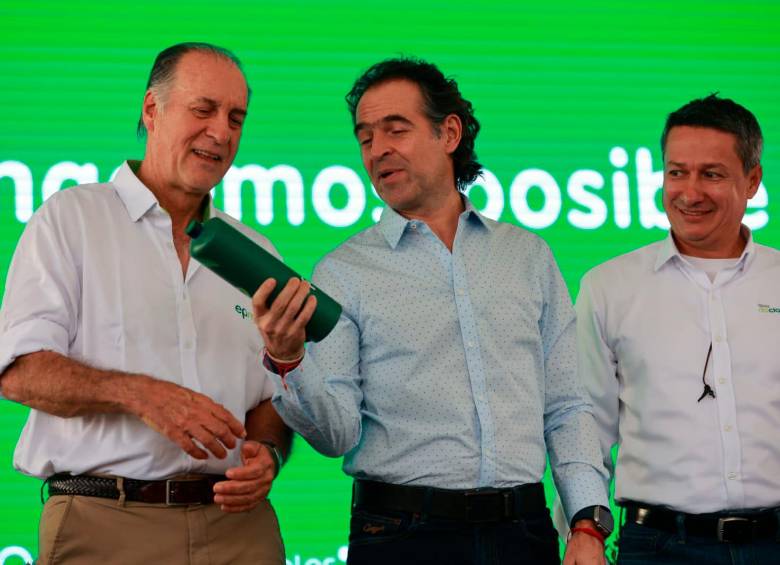 Federico Gutiérrez, alcalde de Medellín, resaltó que el hidrógeno verde es una solución para la calidad del aire en la región. FOTO: Manuel Saldarriaga