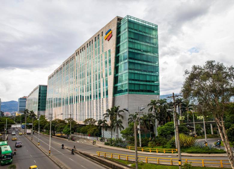 El banco nacional que más reportó ganancias en febrero fue Bancolombia, con utilidades por $653.443 millones. Foto: Carlos Velásquez