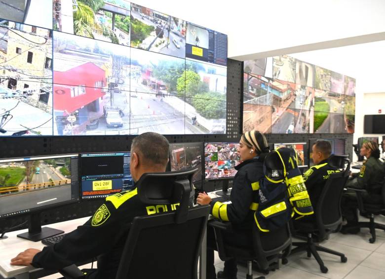 Esta es la Central de Monitoreo de Itagüí donde desde ahora se apoyará también la búsqueda de desaparecidos. FOTO: Cortesía