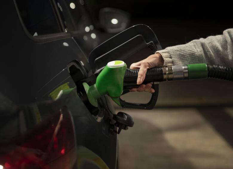 Para ahorrar gasolina se debe manejar de manera eficiente. FOTO: Freepik