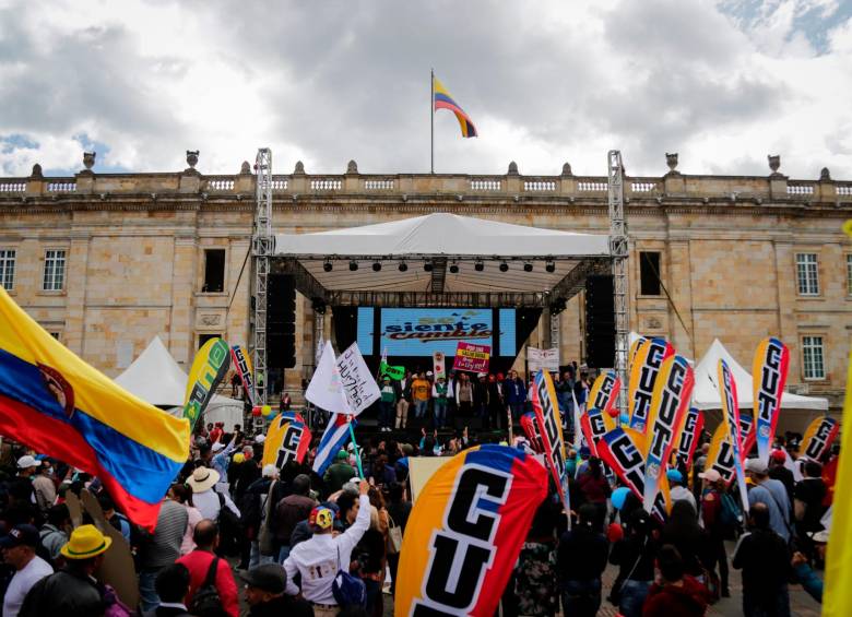 El pasado 15 de noviembre hubo otra marcha de respaldo a los primeros 100 días del mandato de Gustavo Petro. FOTO: COLPRENSA.