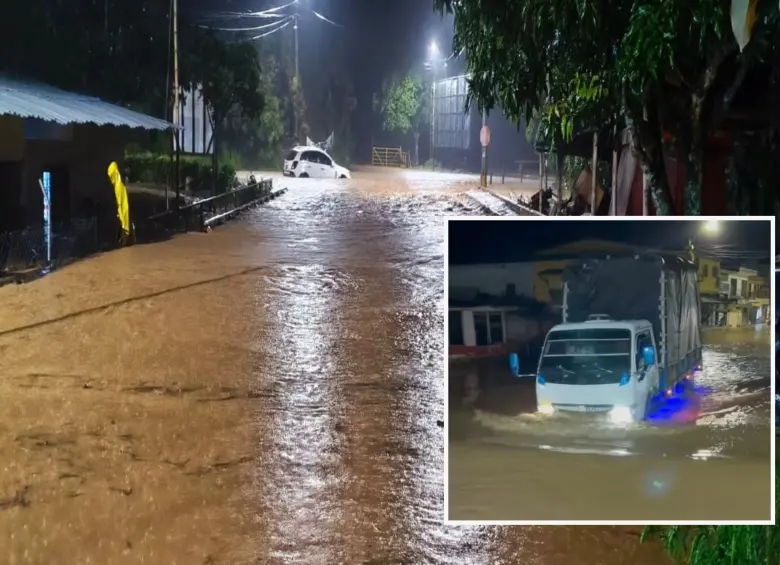 Las inundaciones que afectaron varios sectores de El Bagre en el Bajo Cauca. FOTO: imagen tomada de redes.