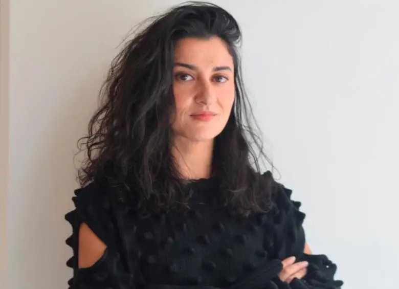 Manuela Alvarez es bogotana. Su trabajo en la moda le dio el chance de abrir la edición 2026 de Colombiamoda. Foto: Cortesía.
