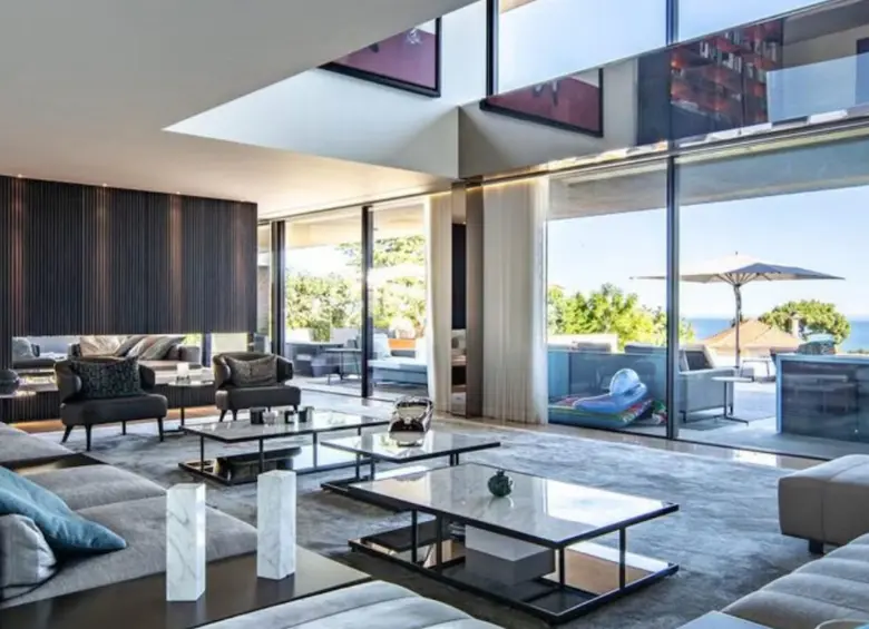 Una parte del interior de la mansión. FOTO: Cortesía de Daily Mirror