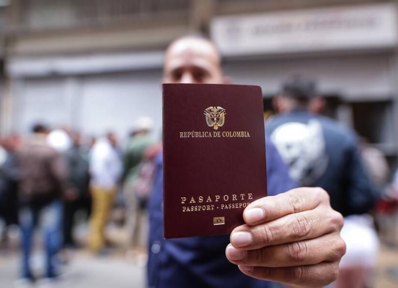 Por ahora, el Gobierno espera firmar el convenio con Portugal en los próximos días. De concretarse, los colombianos podrían ver cambios en el precio y el modelo del pasaporte en el corto plazo. FOTO: Colprensa.