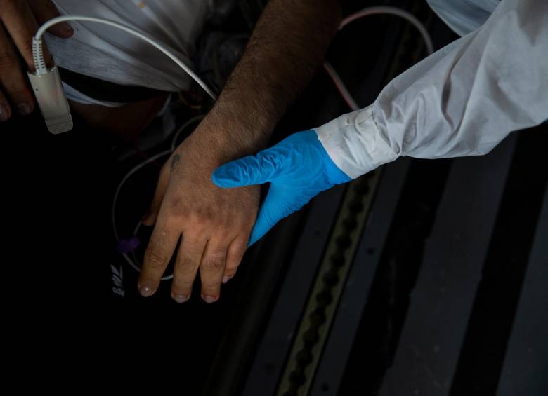 El 90 % de las personas que murieron pudieron aplicarse la tercera dosis y no lo hicieron. FOTO: EL COLOMBIANO