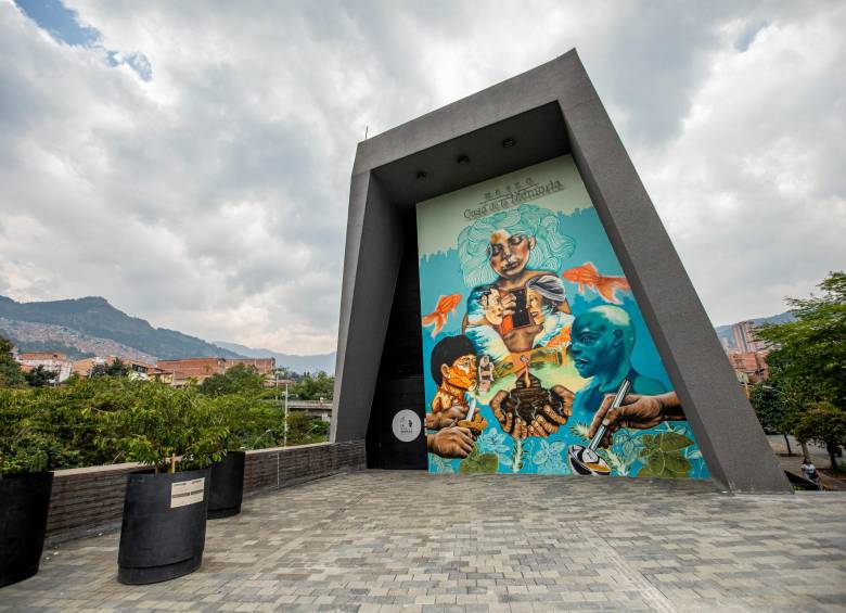La última exposición virtual inaugurada tiene como protagonistas a las víctimas de desplazamiento forzado en Medellín. FOTO CARLOS VELÁSQUEZ