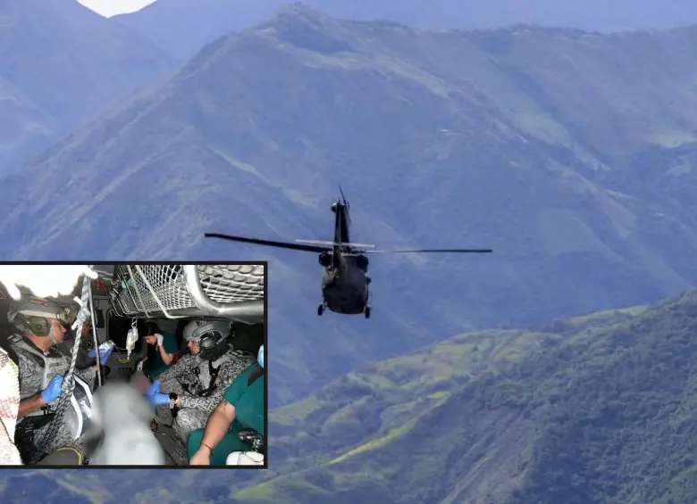 Adelante, la tripulación a cargo del rescate. Atrás,imagen de referencia de un helicóptero de la FAC. Foto: Juan Antonio Sánchez Ocampo y cortesía