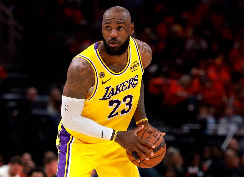 LeBron James lideró a los Lakers al 3-0 parcial ante Houston. Ningún equipo en la historia de la NBA ha superado un 3-0 en contra. FOTO: GETTY