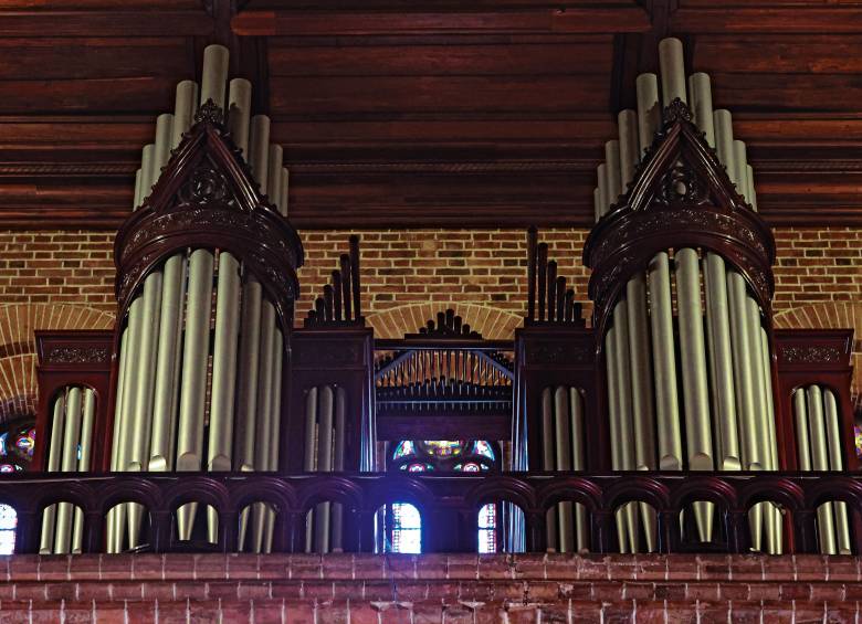 La parte visible del órgano es la consola, pero detrás hay un montaje de tres pisos. FOTO Manuel Saldarriaga