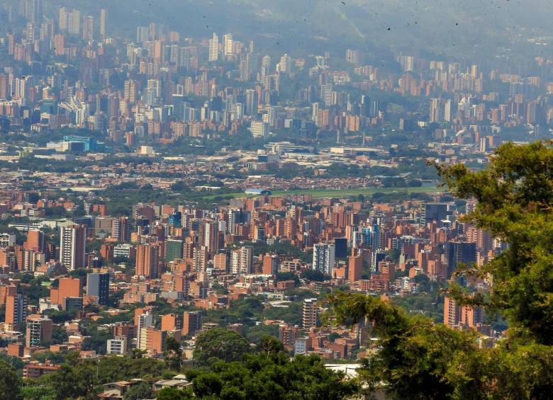 Mientras en el 2015, el 60% de las familias era dueña de su vivienda en Medellín, esa cifra cayó hasta el 47% en 2024. FOTO CAMILO SUÁREZ