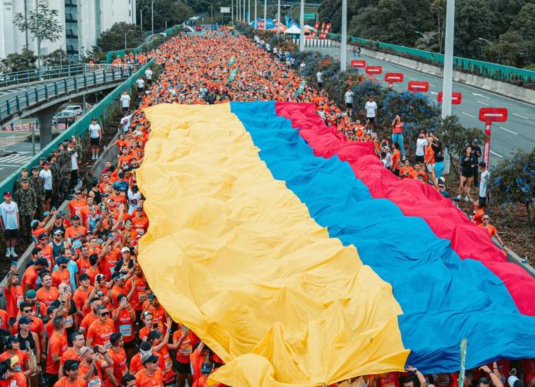 La salida de la carrera en la ciudad de Medellín. FOTO: Cortesía CMT