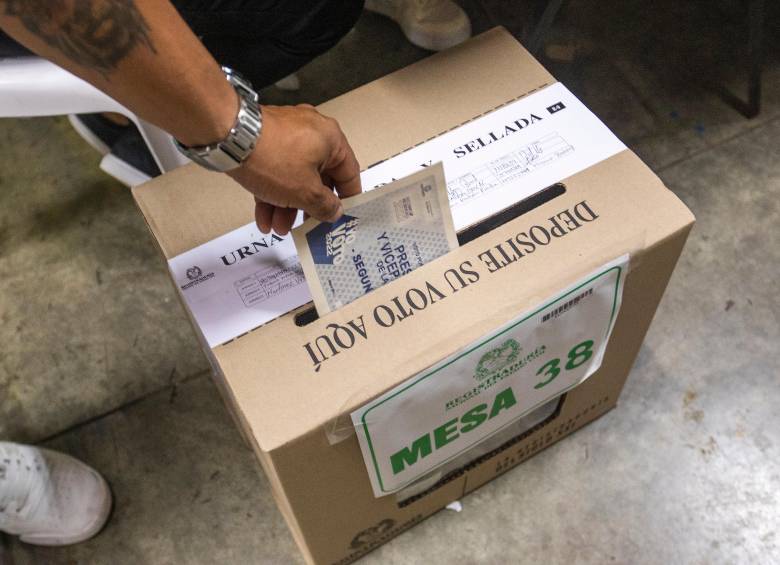 Por el espectro de la izquierda, coaliciones como el Pacto Histórico, el Frente Amplio Unitario y Fuerza Ciudadana compiten en Antioquia. FOTO: Carlos Velásquez. Archivo El Colombiano