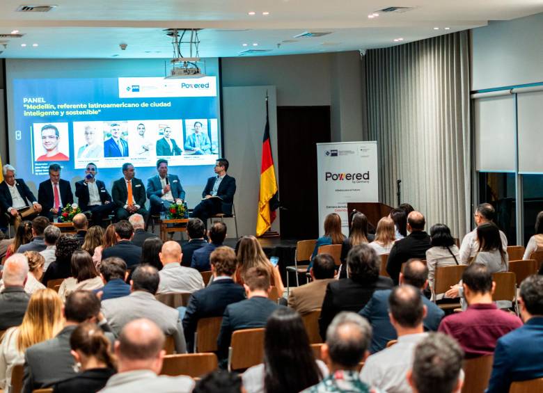 El lanzamiento de la alianza se realizó el pasado miércoles con el panel ‘Medellín referente latinoamericano de ciudad inteligente y sostenible. Foto: Cortesía. 