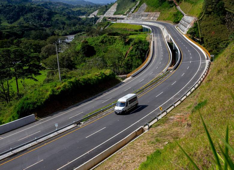 Se prevé que este año las empresas que están haciendo uso del mecanismo de obras por impuesto invertirán más de $86.000 millones para el desarrollo de proyectos de infraestructura en Antioquia. Foto: Juan Antonio Sánchez Ocampo