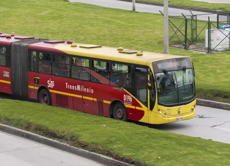 Una persona fue hallada muerta en la estación Flores del Transmilenio Foto: Andrés Camilo Suárez Echeverry