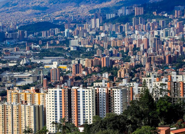 El precio de los apartamentos nuevos en Colombia creció casi tres veces más que el de las casas. FOTO JAIME PÉREZ