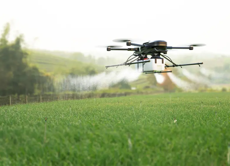 Un dron, cargado con una granada de mortero, atacó una vivienda rural de Segovia, dejando tres muertos. FOTO: GETTY