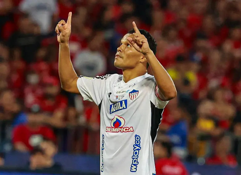 El delantero atlanticense Carlos Bacca, de 39 años, anotó 111 goles con el Junior de Barranquilla. Foto: Manuel Saldarriaga