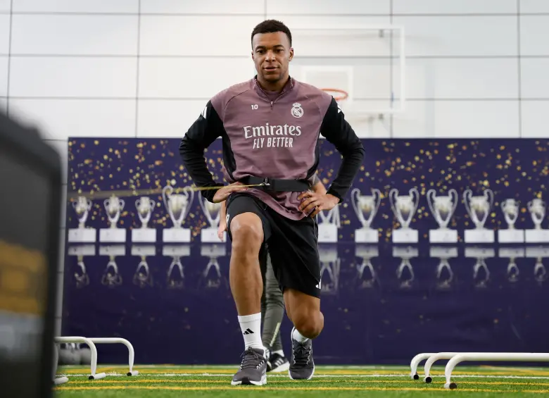 Kylian Mbappé, gran ausente en el juego de ida de la serie de octavos de final de Champions entre Real Madrid y Manchester City. FOTO: GETTY