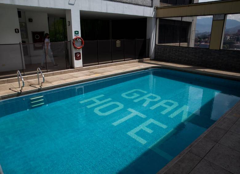 La piscina del Gran Hotel está en 15, su último piso. Foto: Esteban Vanegas. 