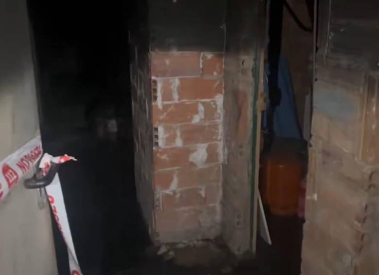 Cinco menores de edad murieron en medio de un incendio en un desván en Barcelona. FOTO: Captura de video 