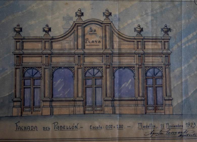 Mapas y antiguos planos hacen parte de los tesoros que se conservan desde hace más de un siglo en el Archivo Histórico de Medellín. FOTO Julio César Herrera