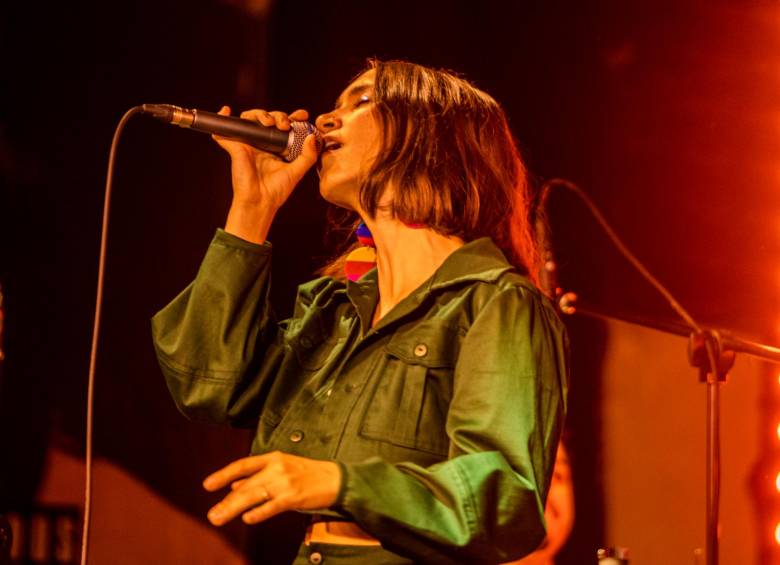 Madera Jazz nace en la ciudad de Medellín en el año 2016 cuando varios integrantes de la Red de Escuelas de Música se juntaron para explorar el folclor latino. Foto: Carlos Velásquez
