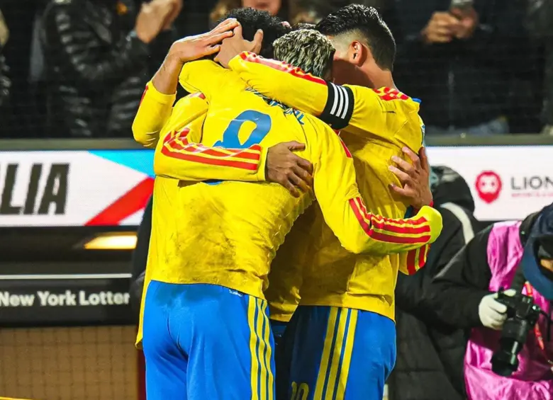 Jugadores de la Selección Colombia celebrando un gol en un partido amistoso. FOTO: Selección Colombia