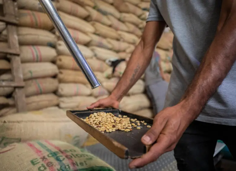 La trilla de café fue la actividad industrial de mayor variación en marzo, en Colombia. FOTO Camilo Suárez