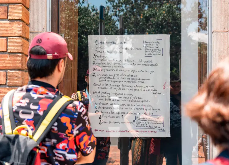 La exposición Cartas a quien me mira estará en el Museo de Antioquia hasta el 10 de agosto. Foto cortesía Museo de Antioquia. 