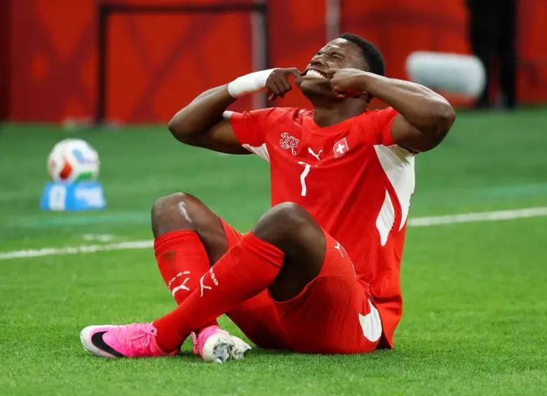 Suiza venció en los 90 minutos a Argelia. Una de las figuras fue el atacante Embolo. FOTO: Fifa
