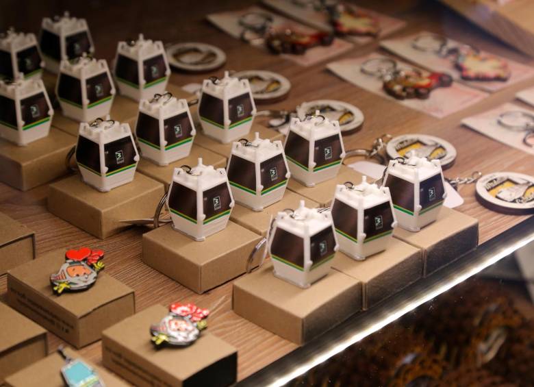 Los productos de la nueva tienda del Metro son fabricados por artesanos y emprendedores locales. FOTOS: Cortesía