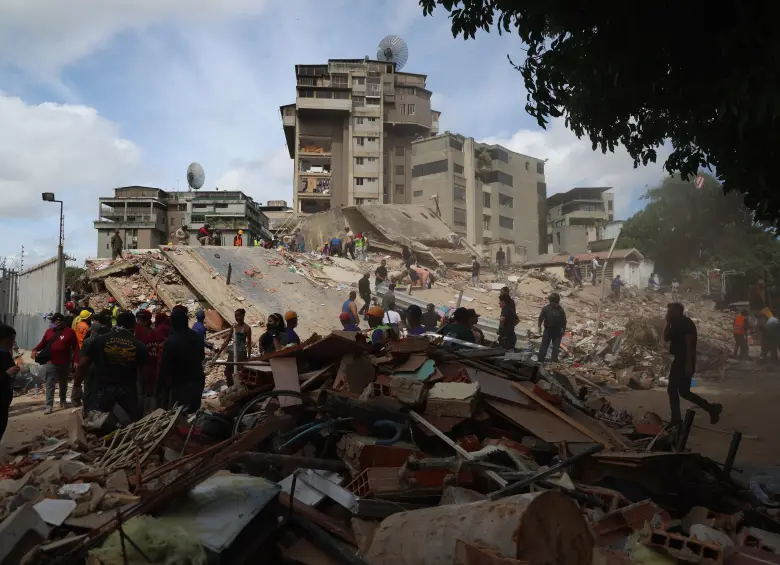 Casi 1.500 muertos y alrededor de 50.000 desaparecidos es el saldo humanitario de la tragedia en Venezuela. Foto: Getty Images