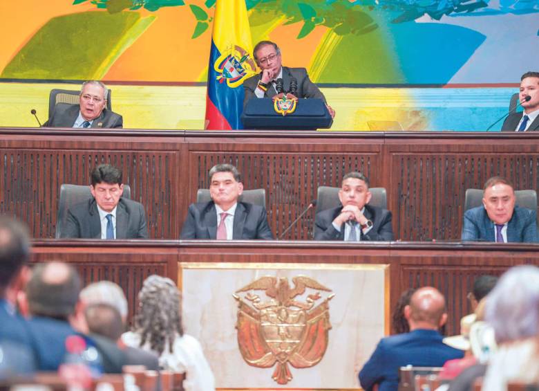 Durante la instalación del Congreso el pasado 20 de julio, el presidente Gustavo Petro instó a trabajar en un acuerdo político nacional: “Nosotros lo llamábamos diálogo nacional”, explicó. FOTO Presidencia