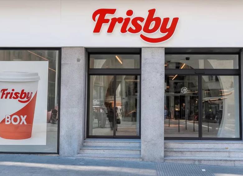 La compañía Frisby España confirmó que la apertura de su tienda insignia en el centro de Madrid ya no se realizará el 1 de julio de 2026, sino que se traslada oficialmente al 15 de agosto de 2026. FOTO: Frisby España