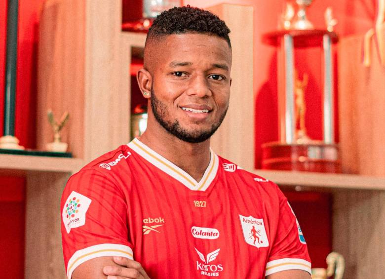 Yhorman Hurtado, reciente incorporación del América, se vio afectado levemente por el sismo. FOTO: X AmericadeCali