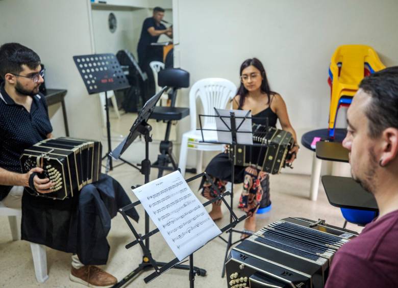 Estudio del artista: Escuela de Tango de Medellín