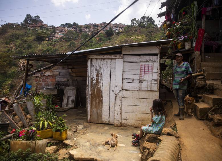 La pobreza en Colombia sigue siendo un desafío significativo que afecta a millones de personas. Foto: EL COLOMBIANO