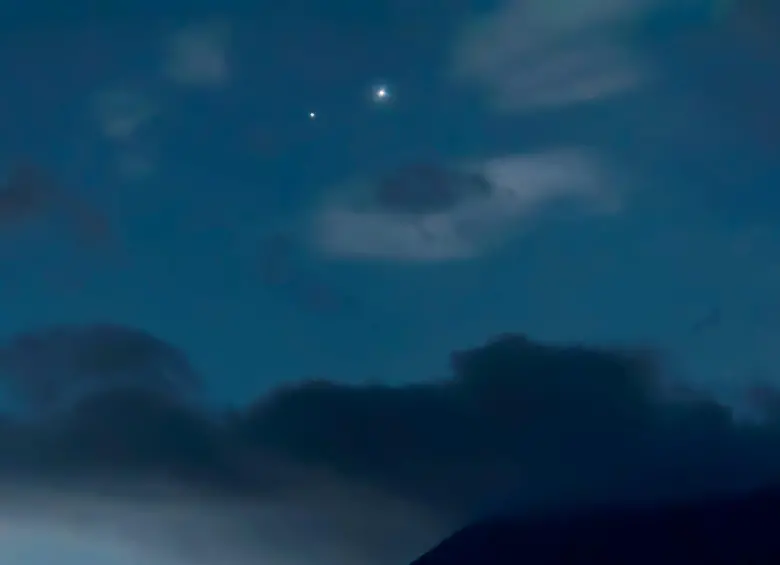 Así se verán Venus y Júpiter en el cielo si este está despejado. FOTO Getty