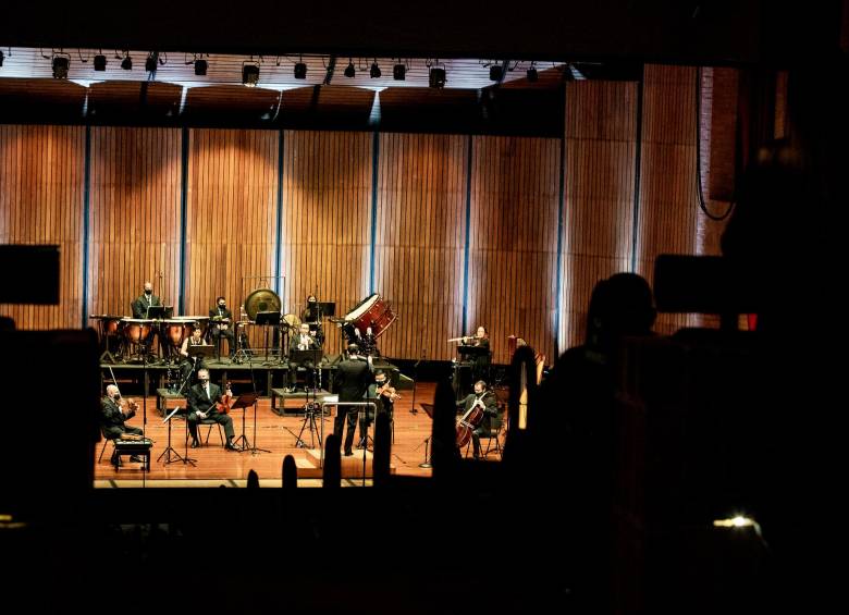 La obra presentada fue la sinfonía número 4 de Gustav Mahler, dirigida por el maestro Alejandro Roca. Foto: Jaime Pérez