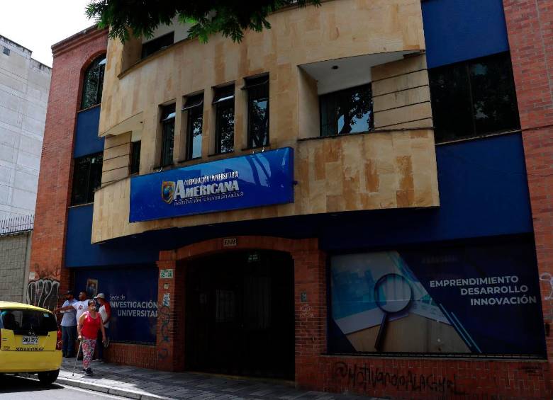 En Administración de Empresas hay matriculados 520 estudiantes, y en el caso de Ingeniería de Sistemas, 160 estudiantes. FOTO CORTESÍA. 
